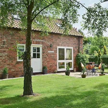 West Wood Barn Dunnington (North Yorkshire)